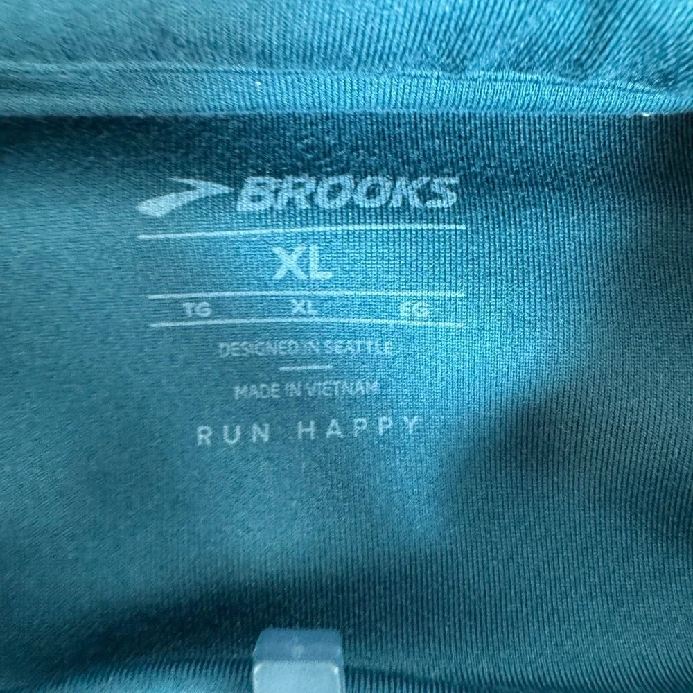 Brooks Run Happy Mens XL Teal Blue Full Zip Running Jacket Windbreaker Mock Neck